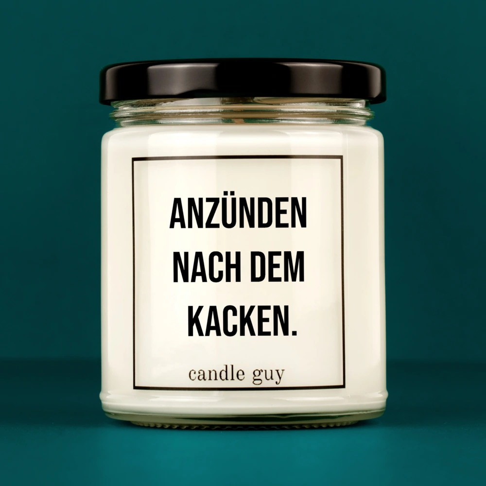 Kerze mit Spruch | Anzünden nach dem Kacken. | Farbe Weiß