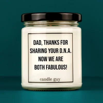 candle guy Spruch Kerze: Dad, thanks for sharing your D.N.A. – minimalistisch im Design, stark in der Aussage