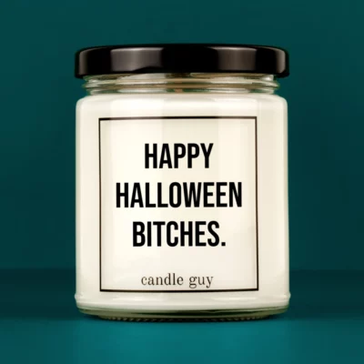 candle guy Spruch Kerze: Happy Halloween Bitches. – minimalistisch im Design, stark in der Aussage
