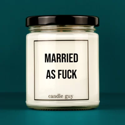 Titelbild Spruch Kerze Married as fuck