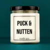 candle guy Spruch Kerze: Puck & Nutten – minimalistisch im Design, stark in der Aussage