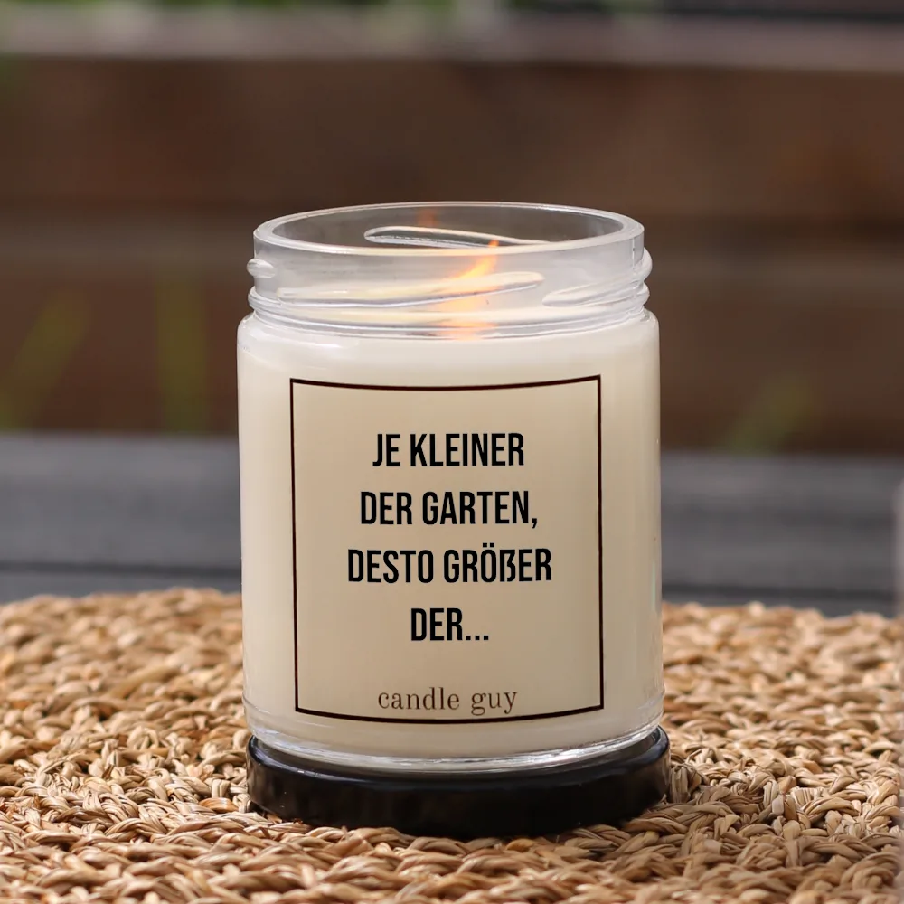 Brennende Citronella Kerze Je kleiner der Garten.