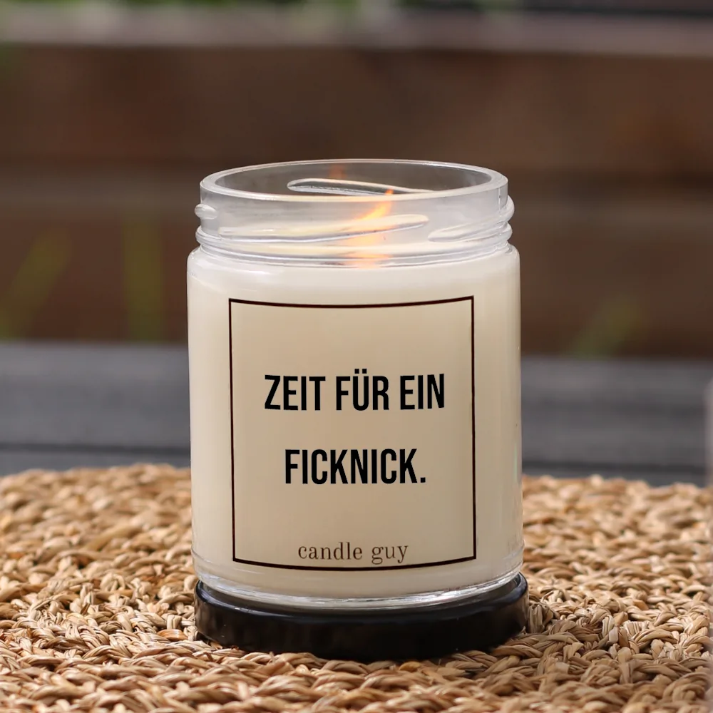 Brennende Citronella Kerze Zeit für ein Ficknick.